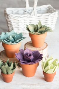 DIY Felt Succulent Planter